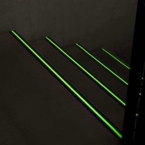 Cinta adhesiva antideslizante reflectante escaleras noche