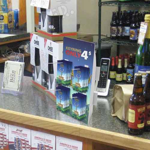 Display de cartón ejemplo