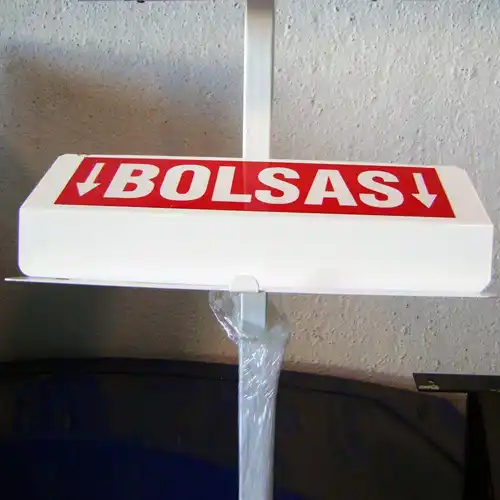 Detalle de la parte del Dispensador de bolsas con papelera basculante